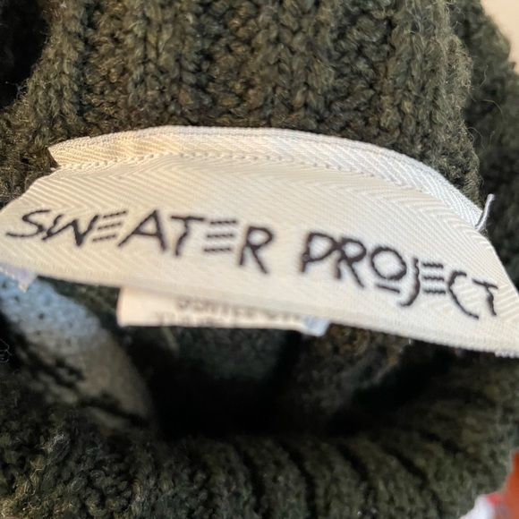 Women’s Turtleneck Sweater// Large// Brand-Sweater Project - Picture 3 of 4